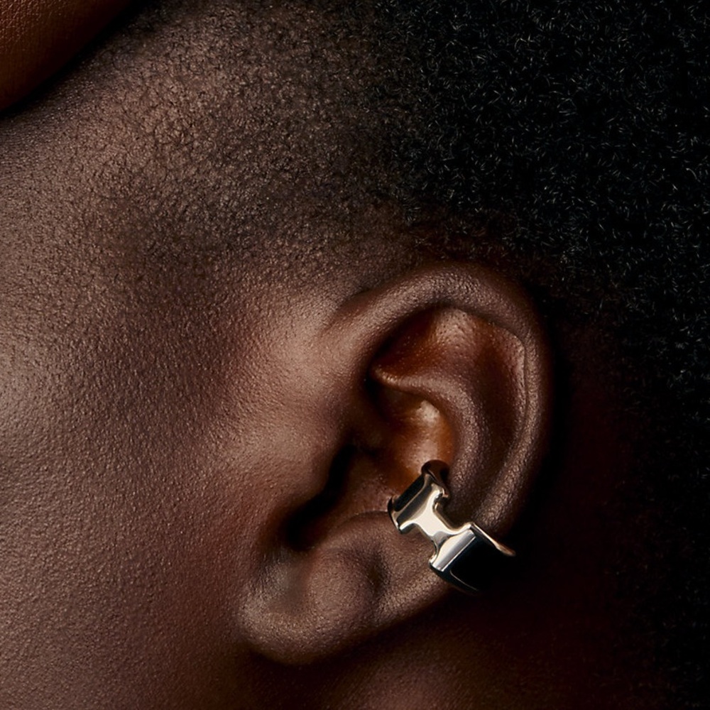 Hermes single H logo monogram Olympe ear cuff earring NEW